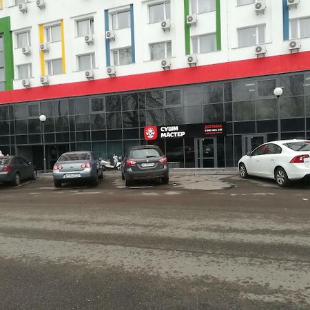 Smart-House Smart Kvartira S Kukhnei Vozle Metro. 基輔 外观 照片
